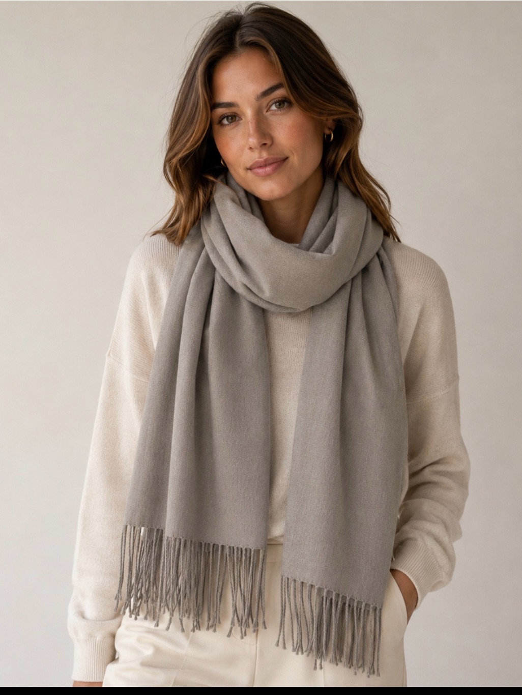 Cashmere Fringe Scarf In Light Gray